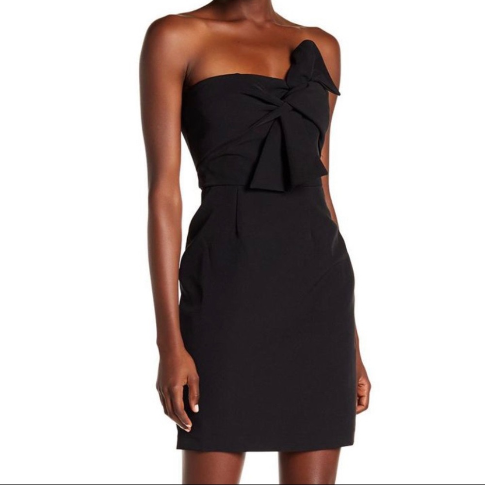 NWT Alexis Admor Bow Front Strapless Dress